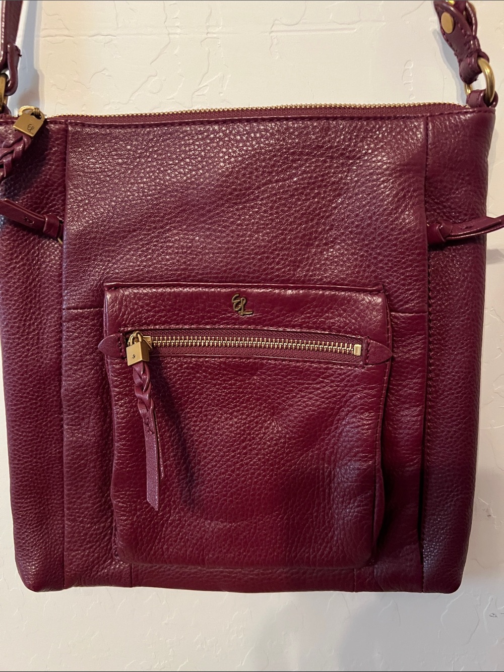Elliott Lucca Women's Burgundy Leather Crossbody Bag. 3 outside zip pockets - Picture 2 of 8